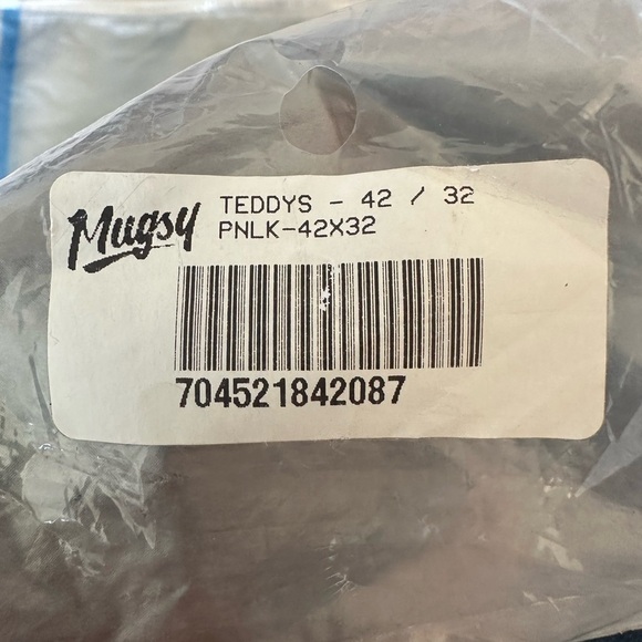 Mugsy Men’s New Classic Chinos
TEDDYS size 42/32 - Picture 4 of 7